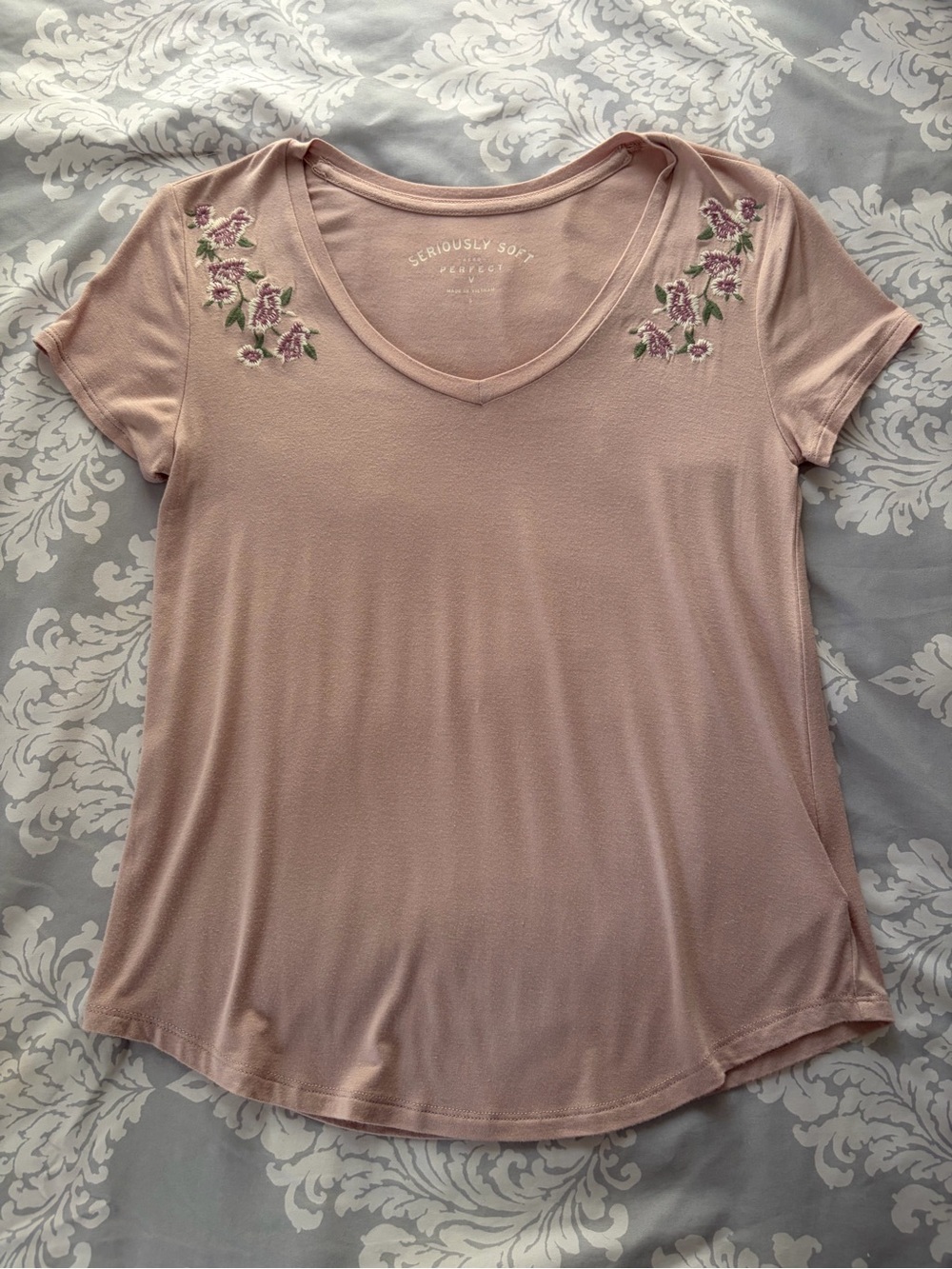 American Eagle Blush Pink V-Neck Tee with Floral Embroidery